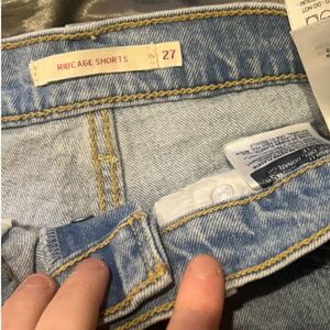 Women’s Levi shorts